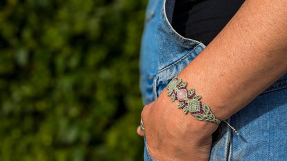 Bracelet vert lichen et pierre en quartz rose