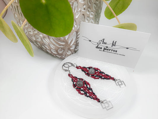 boucle d'oreilles noir et rouge et pierre en labradorite